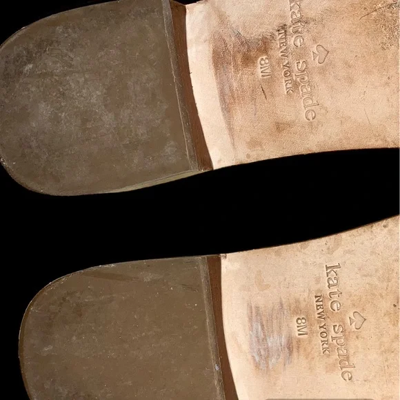 kate spade ♠️ slides sandals. gold. size 8. - Picture 4 of 4